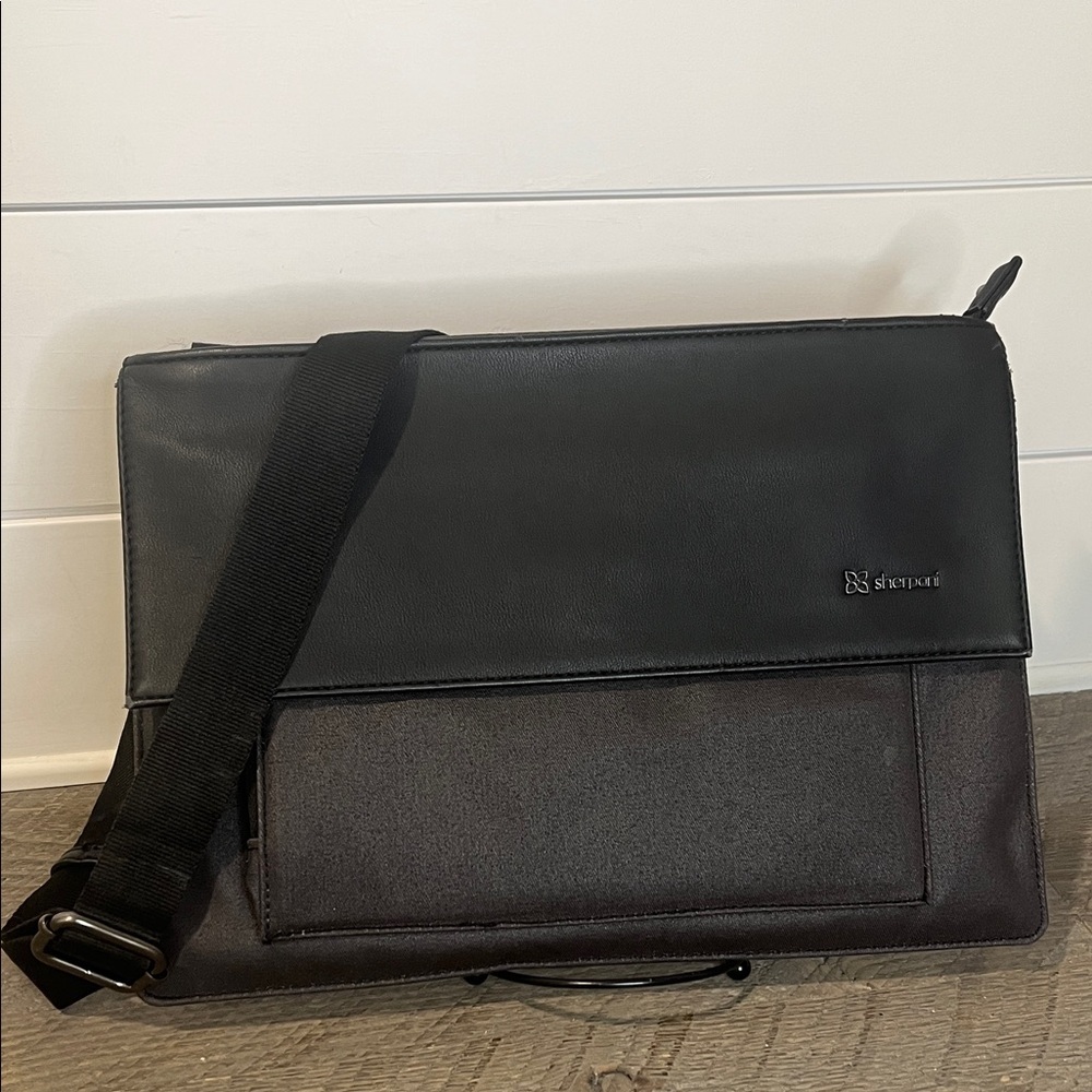 SHERPANI Viso Crossbody Travel Bag RFID